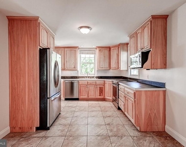 5404 Arcadia Road - Photo Thumbnail 8