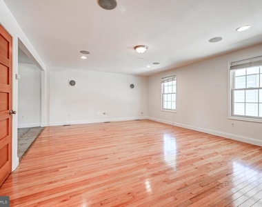 5404 Arcadia Road - Photo Thumbnail 4