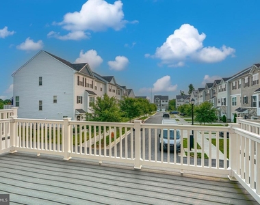 11129 Reisterstown Rd - Photo Thumbnail 13