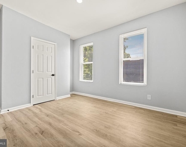 3331 Spaulding Avenue - Photo Thumbnail 24