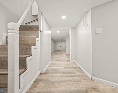 3331 Spaulding Avenue - Photo Thumbnail 25