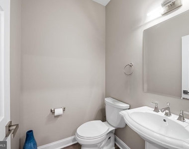 2323 Boston Street - Photo Thumbnail 20