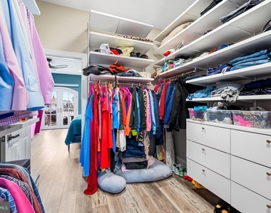 2323 Boston Street - Photo Thumbnail 38