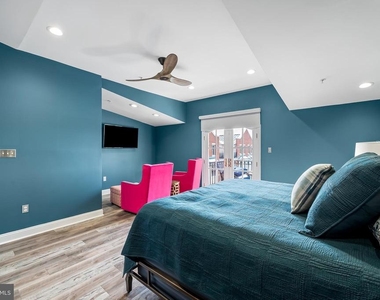 2323 Boston Street - Photo Thumbnail 31