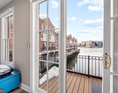 2323 Boston Street - Photo Thumbnail 17