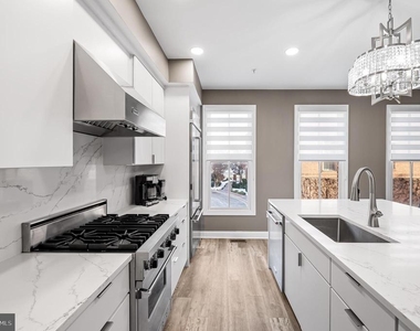 2323 Boston Street - Photo Thumbnail 10
