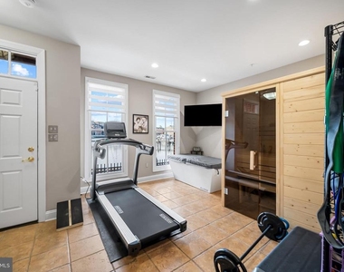 2323 Boston Street - Photo Thumbnail 5