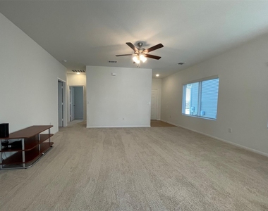 340 Kenai Dr Dr - Photo Thumbnail 2