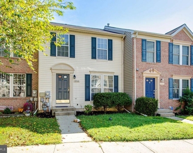2713 Piscataway Run Drive - Photo Thumbnail 1