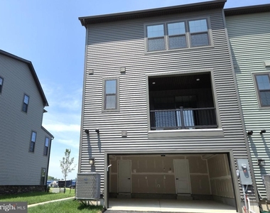 246 E Main Street - Photo Thumbnail 20