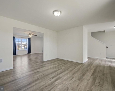 57 Sisal Way - Photo Thumbnail 8