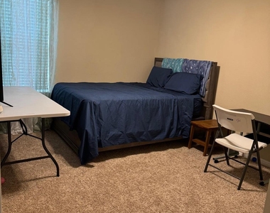 113 Queen Anne Dr - Photo Thumbnail 18