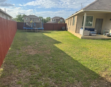 113 Queen Anne Dr - Photo Thumbnail 23