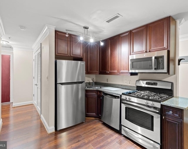 1210 R Street Nw - Photo Thumbnail 5