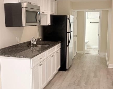 4706 Central Avenue Ne - Photo Thumbnail 4