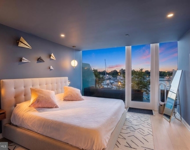 601 Wharf Street Sw - Photo Thumbnail 13