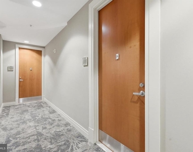 811 4th Nw - Photo Thumbnail 8