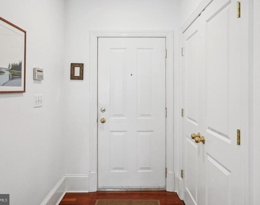 1324 Euclid Street Nw - Photo Thumbnail 4