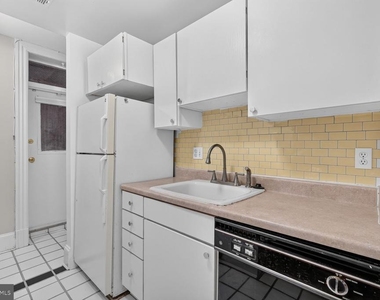 1736 18th Street Nw - Photo Thumbnail 14