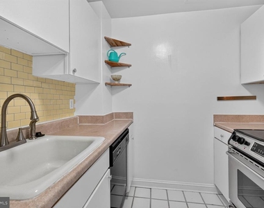 1736 18th Street Nw - Photo Thumbnail 13