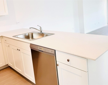 449 Jones Beach Ln - Photo Thumbnail 10