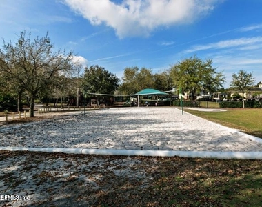 1837 Forest Glen Way - Photo Thumbnail 45