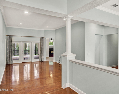 1837 Forest Glen Way - Photo Thumbnail 1