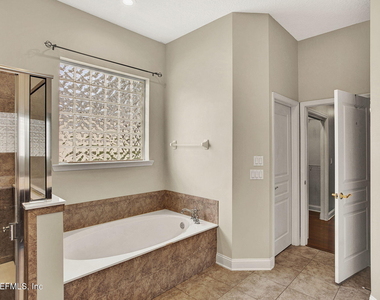 1837 Forest Glen Way - Photo Thumbnail 19