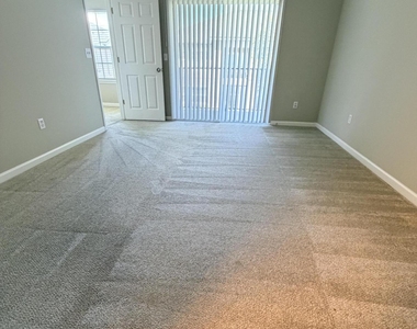 12301 Kernan Forest Boulevard - Photo Thumbnail 4