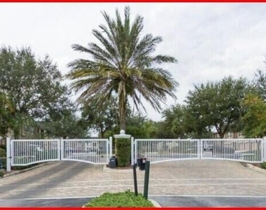 12301 Kernan Forest Boulevard - Photo Thumbnail 15