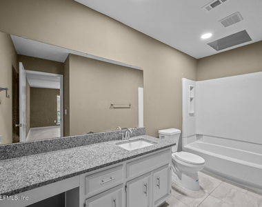 7528 Jasper Ave Avenue - Photo Thumbnail 8