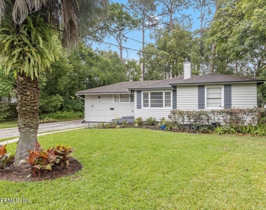 1273 Lechlade Circle - Photo Thumbnail 3
