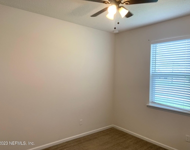 816 Redtail Lane - Photo Thumbnail 18