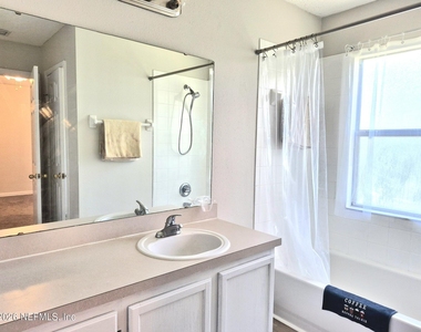 5260 Collins Road - Photo Thumbnail 15