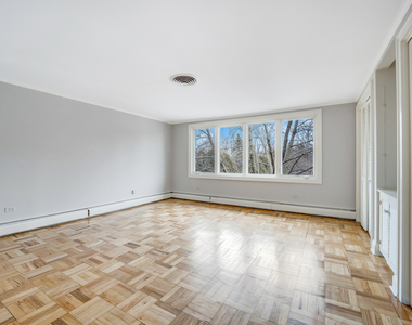 120 E 8th Street - Photo Thumbnail 11
