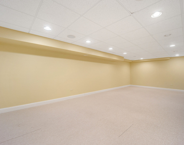 120 E 8th Street - Photo Thumbnail 26
