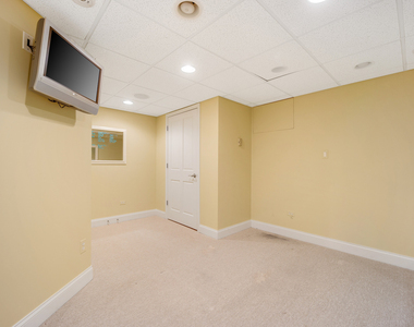 120 E 8th Street - Photo Thumbnail 28