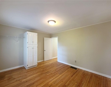 3225 Forrest Hills Drive - Photo Thumbnail 39