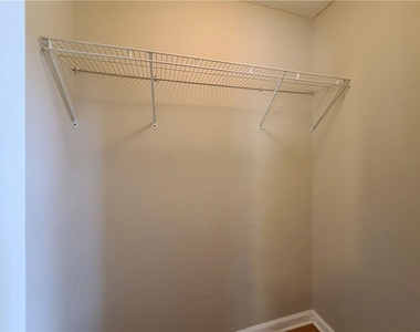3225 Forrest Hills Drive - Photo Thumbnail 18
