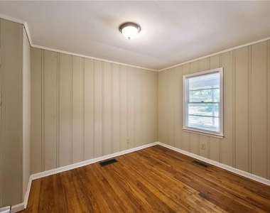 3225 Forrest Hills Drive - Photo Thumbnail 25