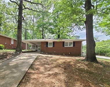 3225 Forrest Hills Drive - Photo Thumbnail 60