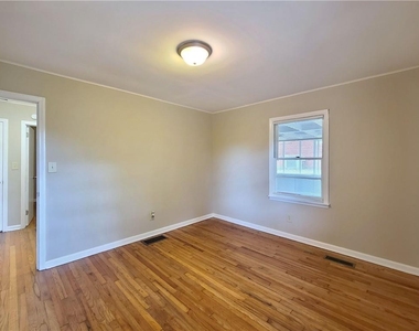 3225 Forrest Hills Drive - Photo Thumbnail 42