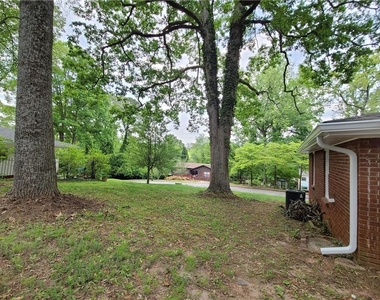 3225 Forrest Hills Drive - Photo Thumbnail 52