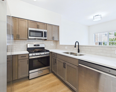 3 Charlotte Circle - Photo Thumbnail 13