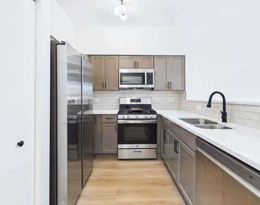 3 Charlotte Circle - Photo Thumbnail 12
