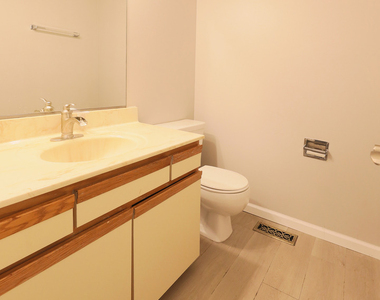 329 Redwing Drive - Photo Thumbnail 9