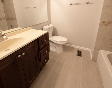 329 Redwing Drive - Photo Thumbnail 17