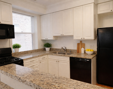 626 Sheridan Road - Photo Thumbnail 3
