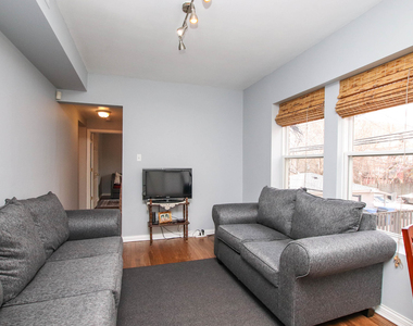 1626 W Farwell Avenue - Photo Thumbnail 2