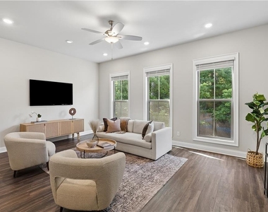 857 Constellation Drive - Photo Thumbnail 12